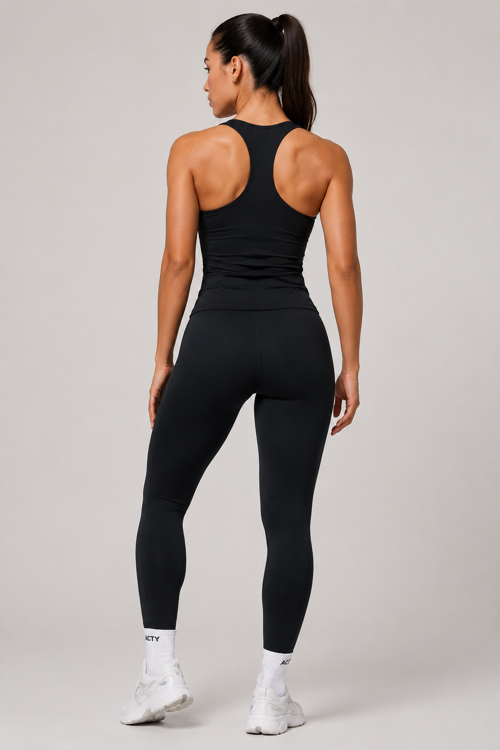 SHAPE TOP