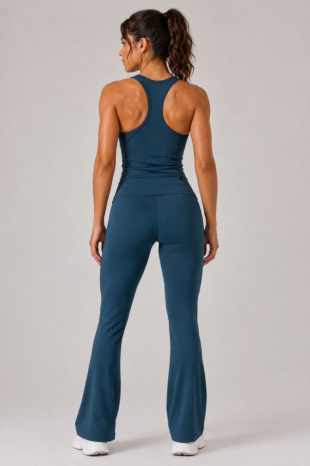 SHAPE TOP