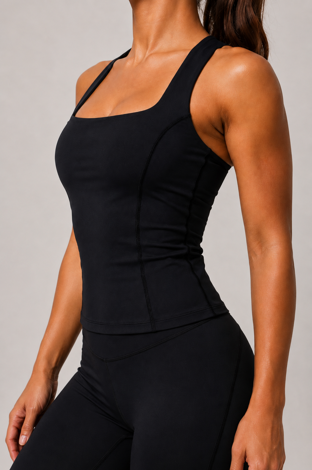 SHAPE TOP